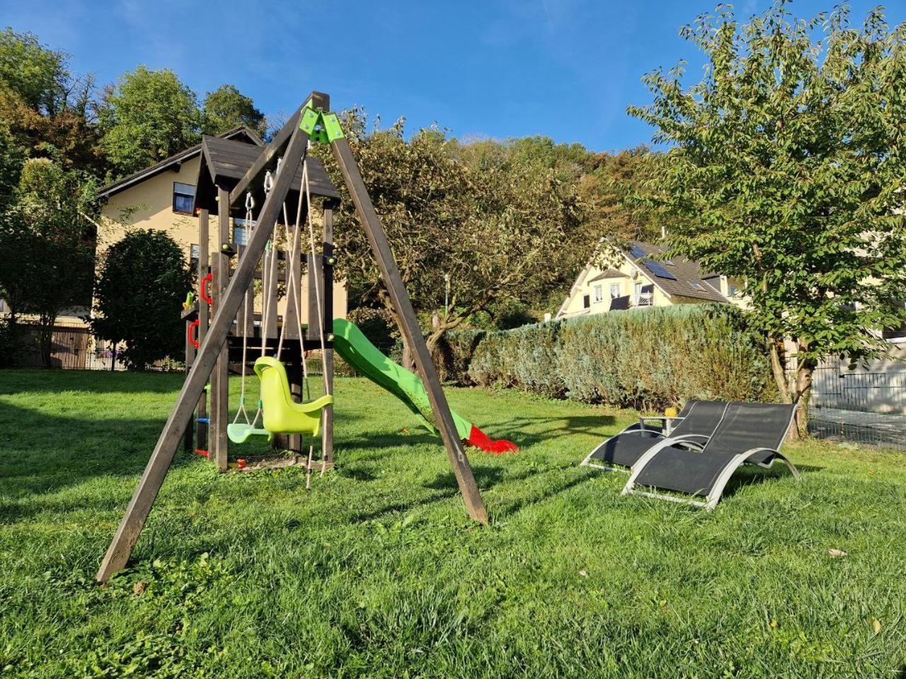 Weingut Im Moselkrampen Ellenz-Poltersdorf Exterior foto